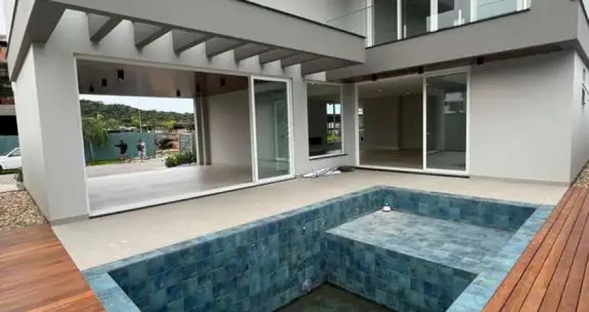 casa em condomínio fechado Pedra Branca