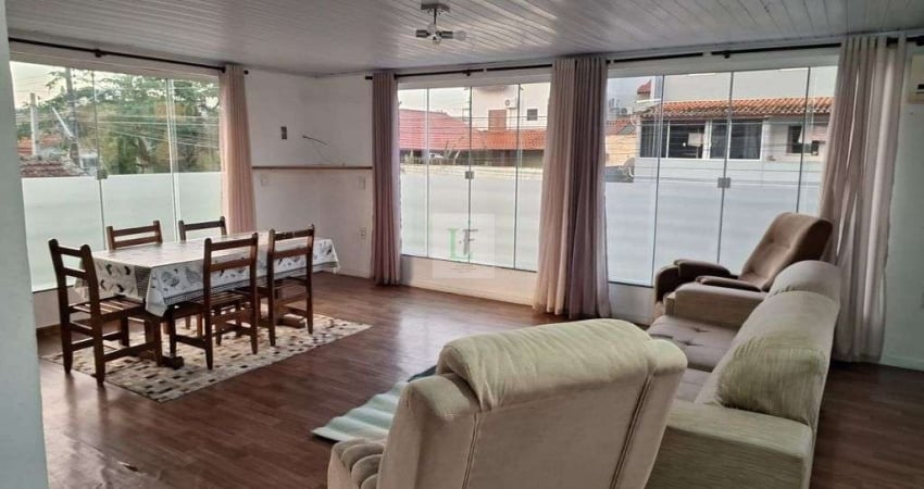 Casa com 4 kitnet em São José ( fazenda Santo antônio)