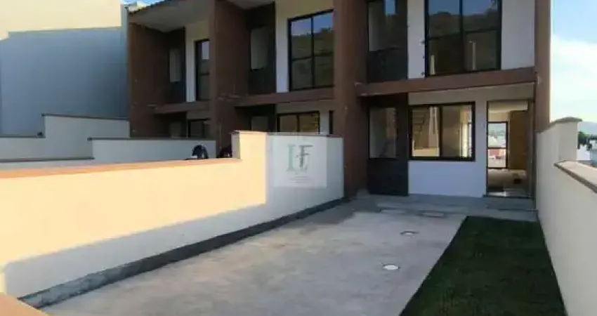 Casa com 2 quartos à venda na Rua Mathias Schell, 1, Sertão do Maruim, São José