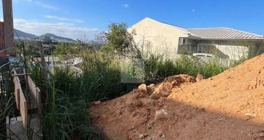 Imóvel para venda tem 200 metros quadrados em Bela Vista - Palhoça - SC
