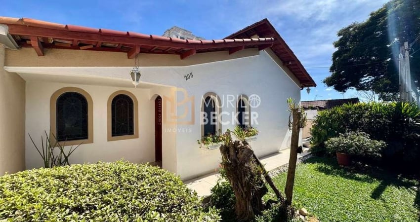 Casa Térrea 520m² à venda com 3 quartos, Bairro Vila Maria