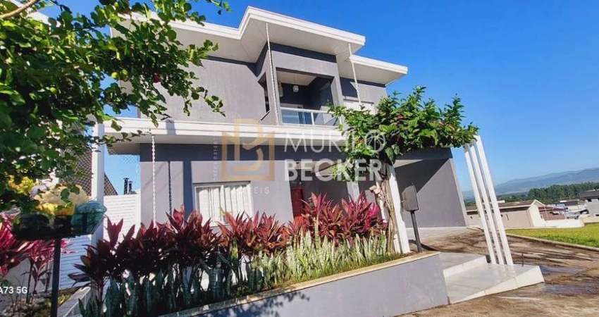 Casa a venda 4 dorms e piscina, 264 m² Terras do Vale- Caçapava