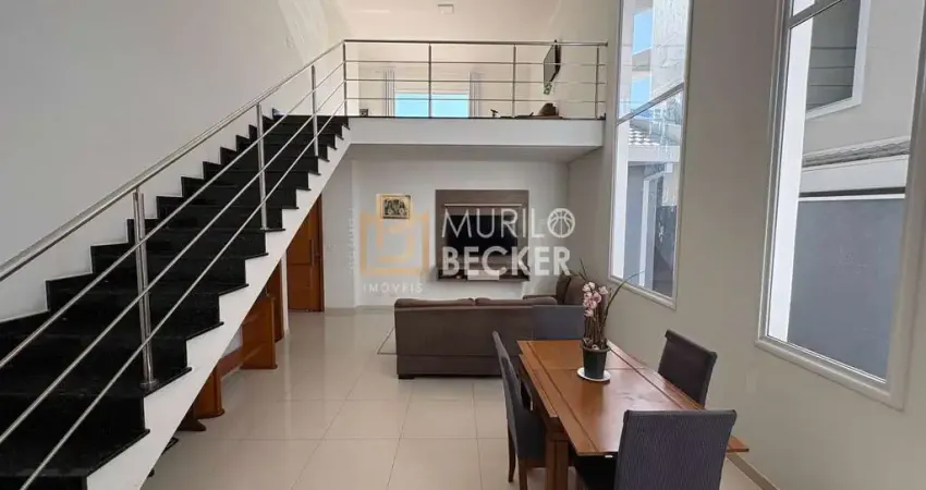 Casa à venda / alugar 3 quartos e piscina 249 m² Sunset Garden - Jacareí