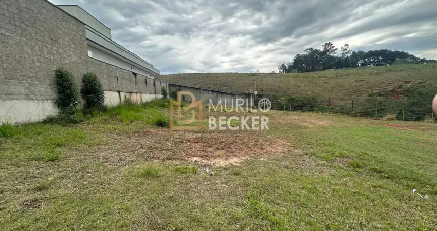 Terreno plano á venda com 383m2 no condomínio residencial mantiqueira