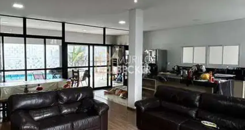 Casa á venda 3 quartos com piscina no bairro vila branca em jacareí