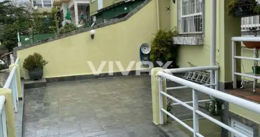 Casa com 3 quartos à venda na Rua Auvernia, Tauá, Rio de Janeiro