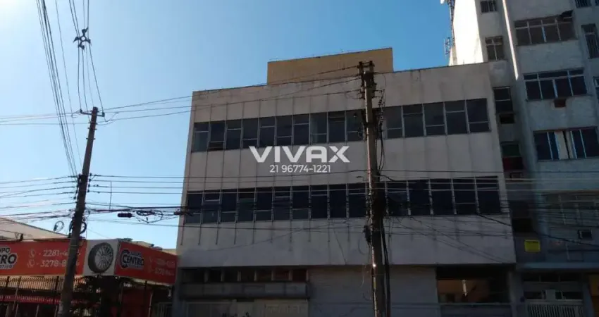 Prédio à venda na Rua Lino Teixeira, Jacaré, Rio de Janeiro
