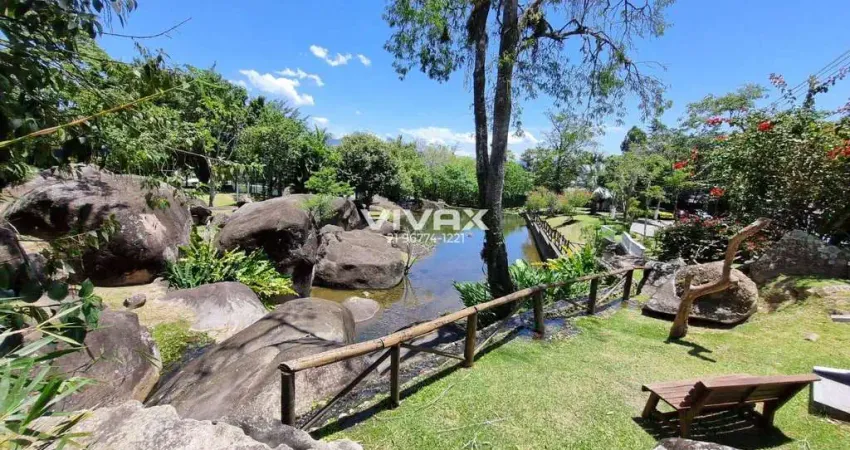 Casa em condomínio fechado com 4 quartos à venda na Rua Carlos Soares Pereira, Jacarepaguá, Rio de Janeiro