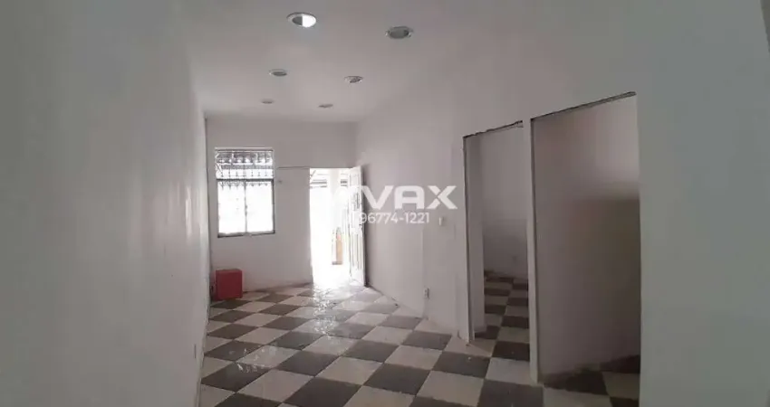 Casa com 2 quartos para alugar na Rua Dona Claudina, Méier, Rio de Janeiro