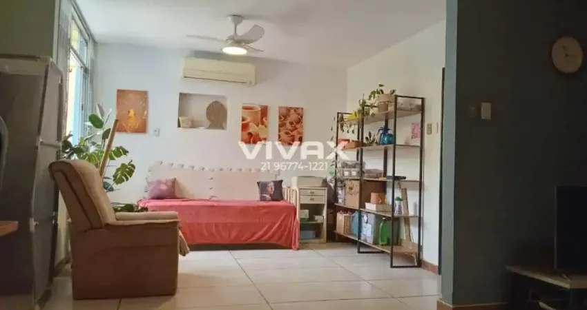 Casa com 5 quartos para alugar na Rua Bueno de Paiva, Méier, Rio de Janeiro