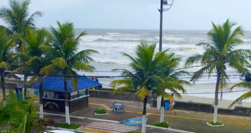 Apartamento frente mar com duas sacadas - localização excelente