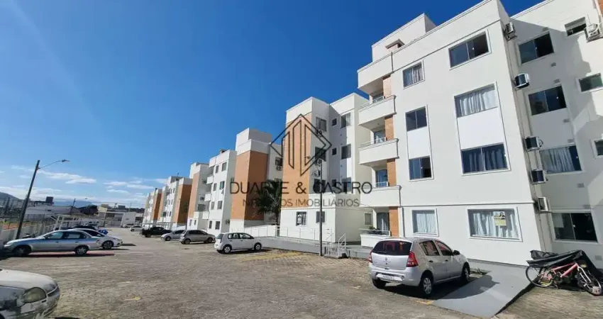 Cond. Torres da Bella Vista - Apartamento reformado em condomínio clube