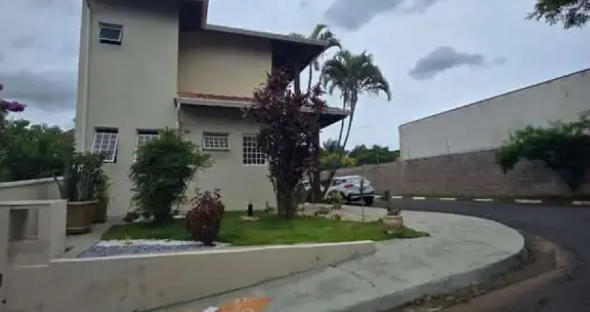 Casa em Condomínio para Venda em Valinhos, Lenheiro, 3 dormitórios, 1 suíte, 3 banheiros, 2 vagas