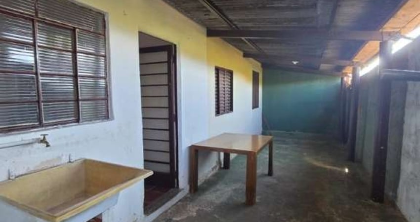 Casa para Locação em Valinhos, Jardim Alto da Colina, 3 dormitórios, 1 banheiro, 1 vaga