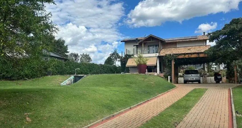 Casa com 3 dormitórios para alugar, 220 m² por R$ 13.407,83/mês - Terras de Itaici - Indaiatuba/SP