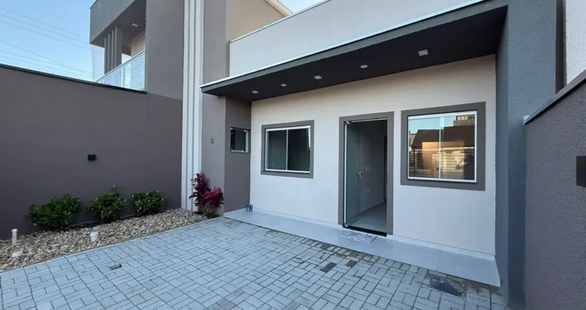 Linda casa em alvenaria em ótima localização no bairro itajuba em barra velha.