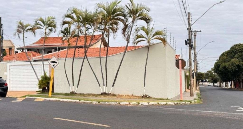 Casa com 3 quartos à venda na Vila José Bonifácio, Araraquara 