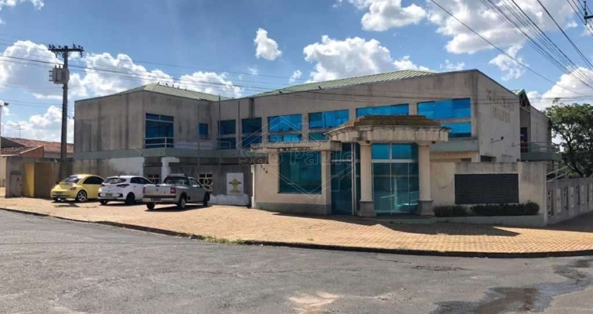 Prédio com 11 salas à venda no Jardim das Estações (Vila Xavier), Araraquara 