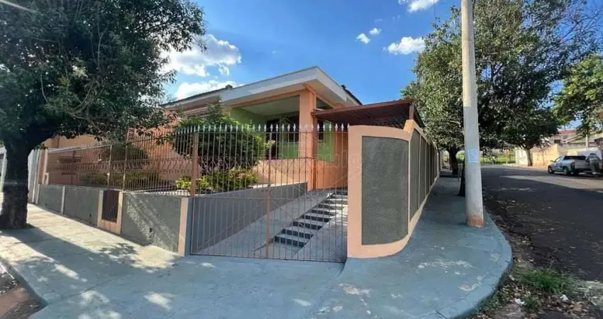 Casa com 3 quartos à venda no Parque Alvorada, Araraquara 