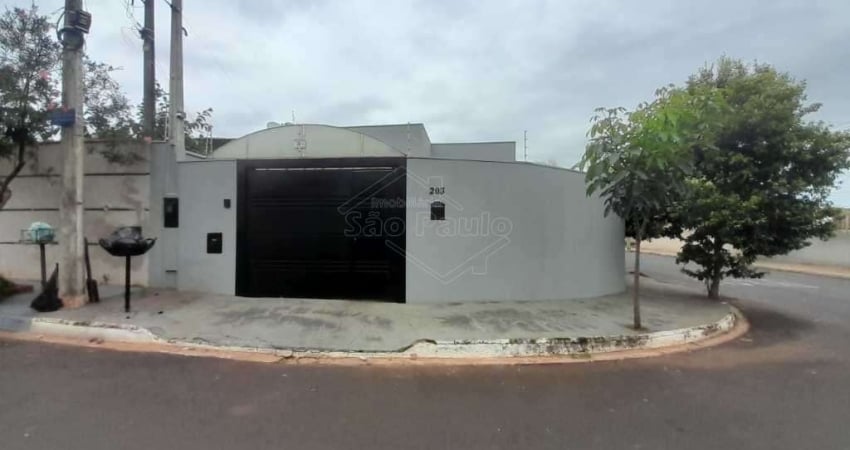 Casa com 3 quartos para alugar no Jardim Residencial Lupo II, Araraquara 