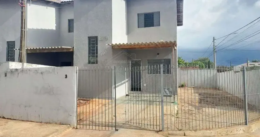 Casa com 2 quartos para alugar na Avenida José Bonifácio, 2183, Centro, Araraquara