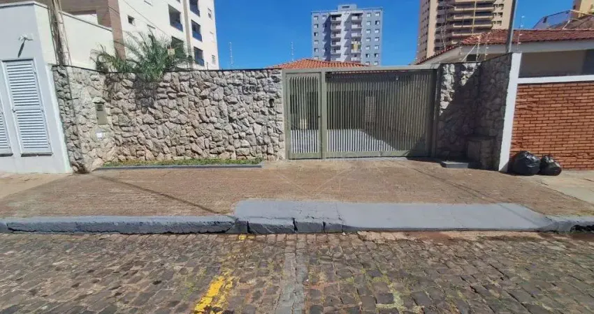 Casa com 3 quartos à venda no Centro, Araraquara 