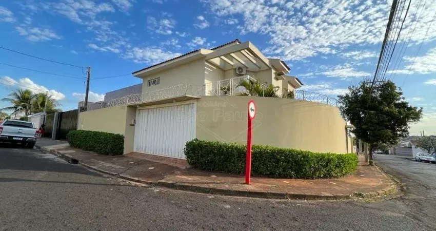 Casa com 3 quartos à venda no Jardim Morumbi, Araraquara 
