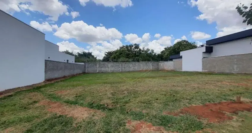 Terreno em condomínio fechado à venda no Jardim Botânico, Araraquara 