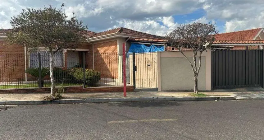 Casa com 3 quartos à venda na Vila Xavier (Vila Xavier), Araraquara 