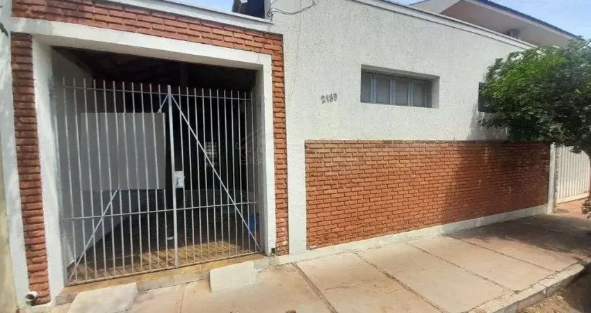 Casa com 4 quartos para alugar na Rua Pedro Álvares Cabral, 2139, Centro, Araraquara