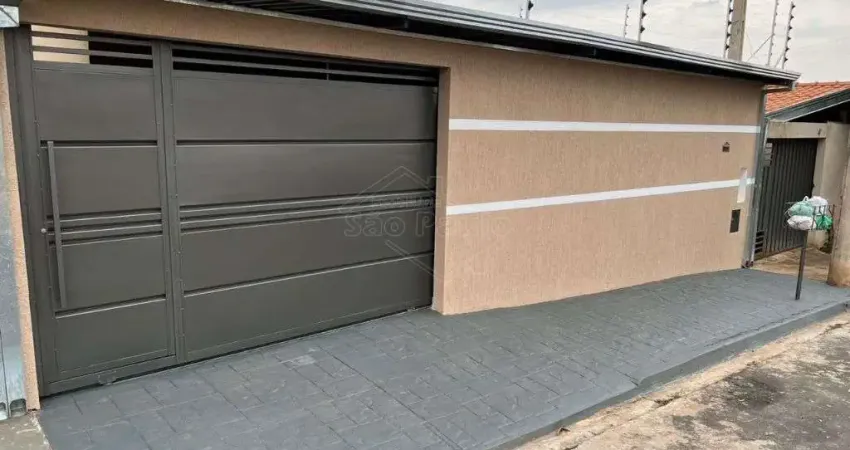 Casa com 2 quartos, area gourmet e garagem coberta – jardim boa vista, araraquara/sp