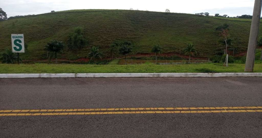 TERRENO DE 1399M² NO CONDOMÍNIO QUINTA DOS LAGOS