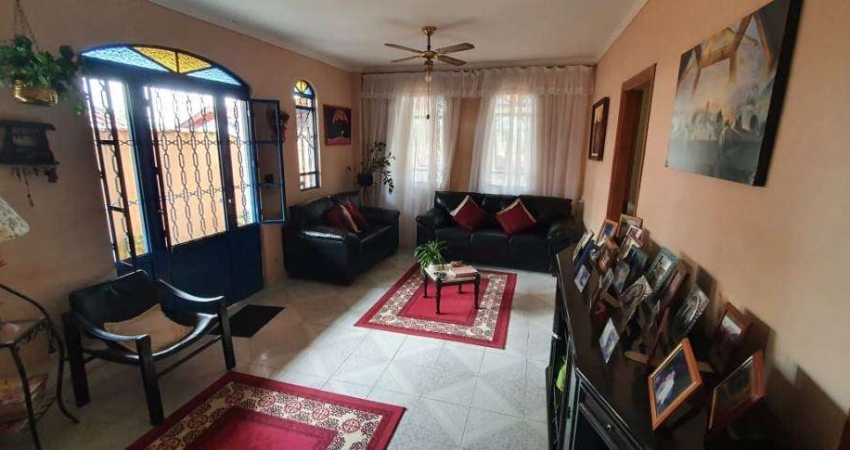 UMA ÓTIMA CASA NO BOM RETIRO NUM TERRENO DE 1.113M²