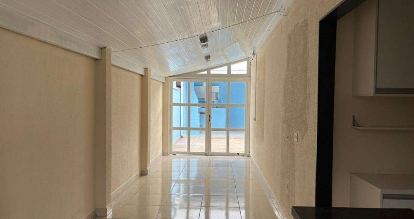 CASA TÉRREA NO CONDOMÍNIO FECHADO COLINAS DO VALE