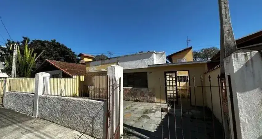 Casa com 4 Dormitórios à venda, 135 m² por R$640.000 - Vila Betânia - São José dos Campos, SP.