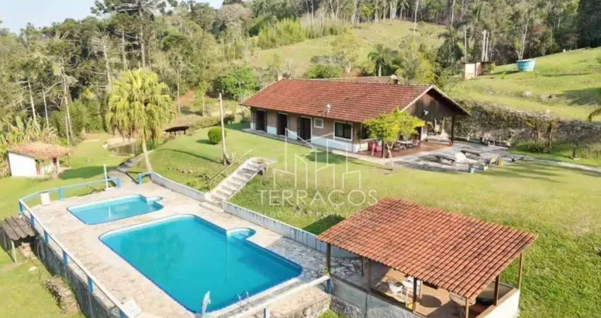 Chácara / sítio com 5 quartos à venda na Estrada Francisco Carlos de Castro Neves, Triângulo Azul, São Lourenço da Serra
