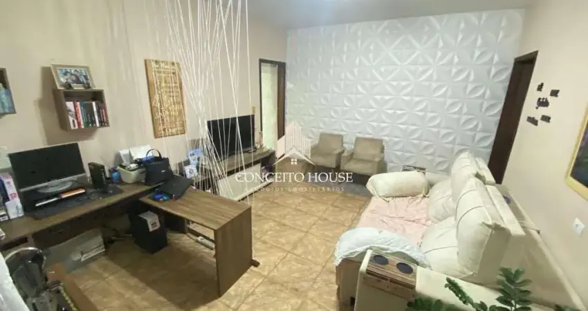 2 casas para venda com 4 cômodos cada e 2 vagas de garagem