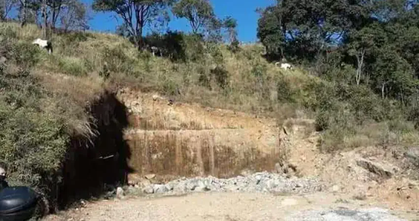 Terreno à venda no Jardim Bandeirantes, Poços de Caldas 