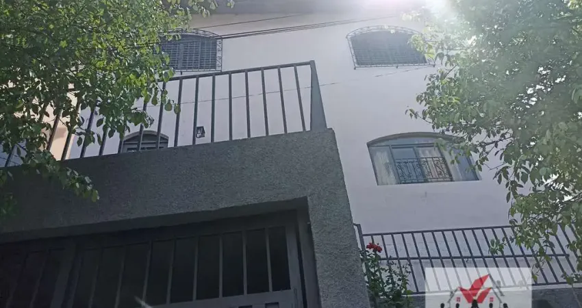 Casa à venda no bairro Santa Ângela - Poços de Caldas/MG