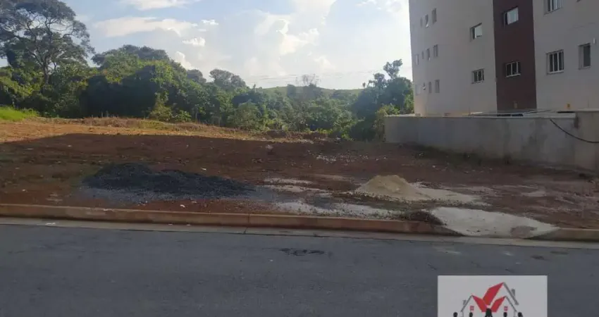 Terreno à venda no bairro Centreville - Poços de Caldas/MG
