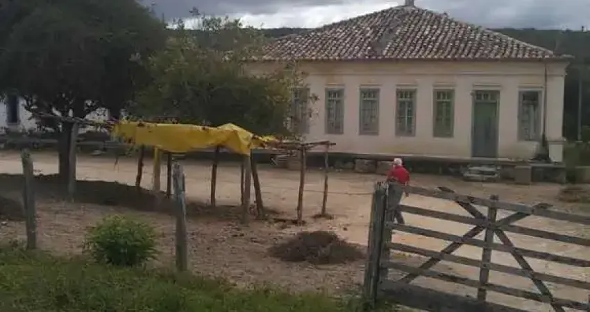 Fazenda à venda no bairro Centro - Montes Claros/MG
