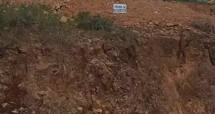 Terreno à venda no Jardim Bandeirantes, Poços de Caldas 