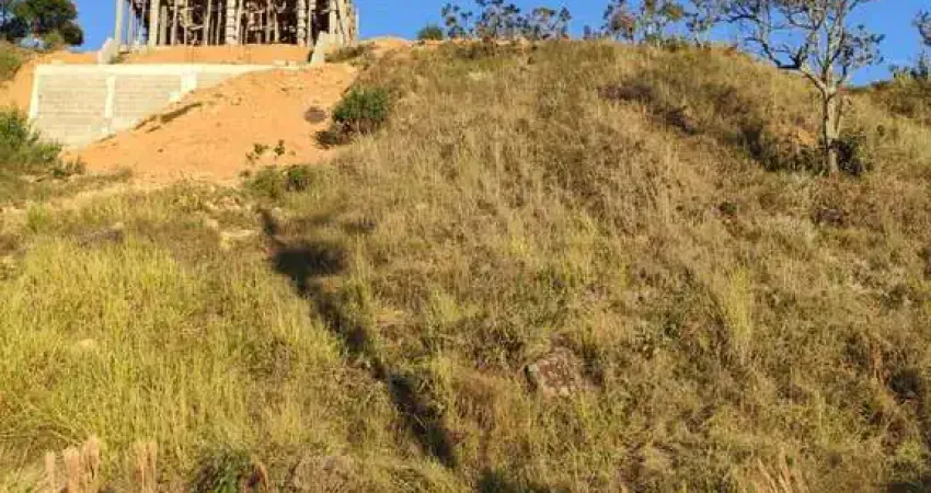Terreno à venda no bairro Jardim Bandeirantes - Poços de Caldas/MG