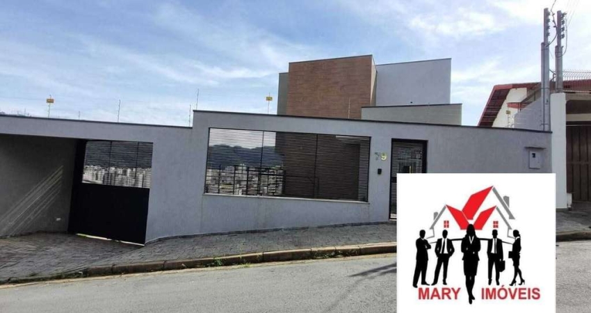 Casa à venda no bairro Jardim Del Rey - Poços de Caldas/MG