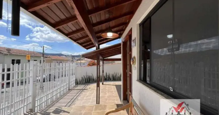 Casa com 3 quartos à venda no Jardim Amaryllis, Poços de Caldas