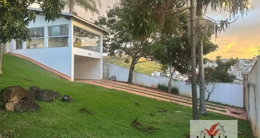Casa com 4 quartos à venda no Jardim Del Rey, Poços de Caldas