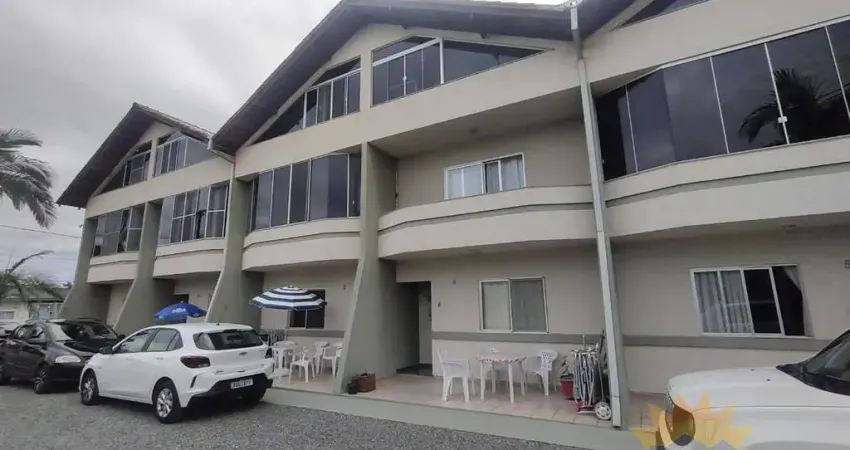 Apartamento triplex todo mobiliado com 03 quartos em Itapoá