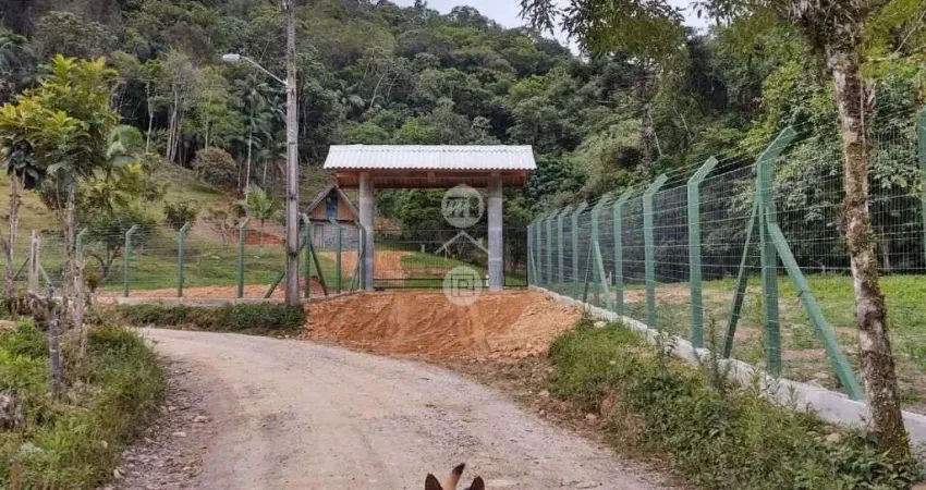 Terreno à venda na Rua Francisco Pereira da Silva, 1, Colônia Santana, São José
