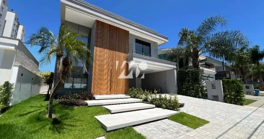 Casa com Piscina e 3 Quartos e Suítes na Pedra Branca