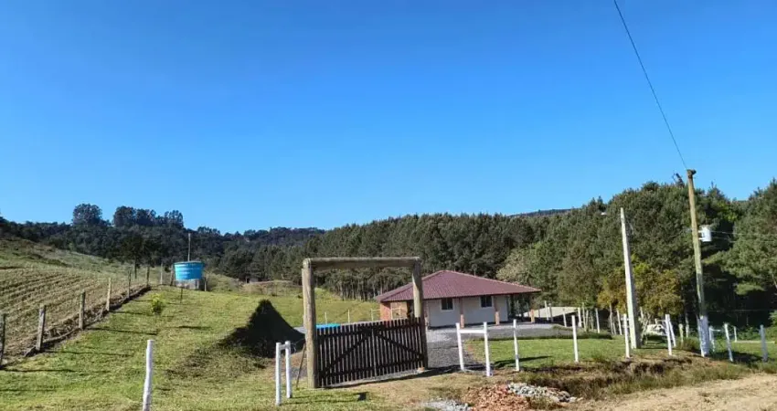 Sitio em Alfredo Wagner com Piscina